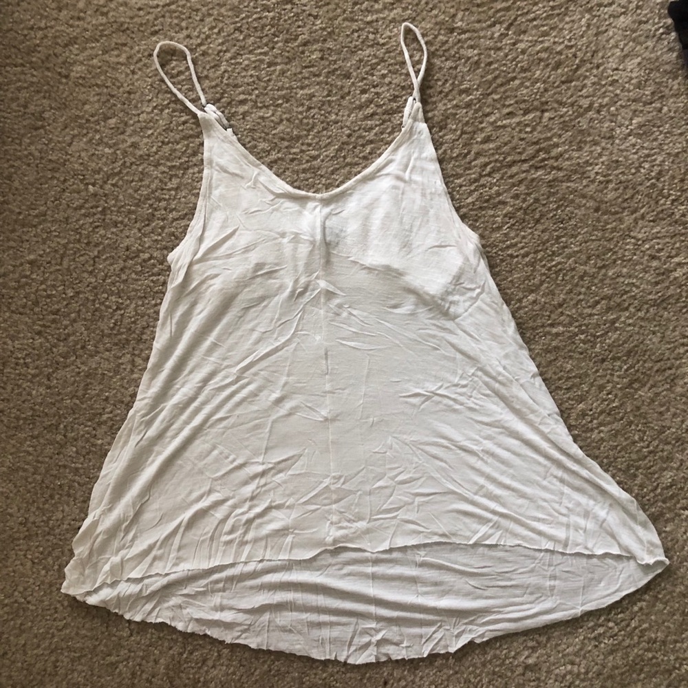 AE white flowy tank